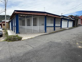 Casa en Venta en Aserrí