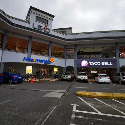 SE ALQUILA LOCAL COMERCIAL EN PLAZA ROHRMOSER, PAVAS en Pavas, San José — $1,462 - Foto 3 de 7