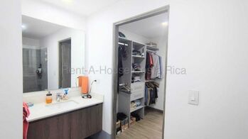 Venta de Apartamento en Escazú-San Rafael. RAH 27-94 in San Rafael, Escazú, San José — $199,500 - Photo 5 of 20