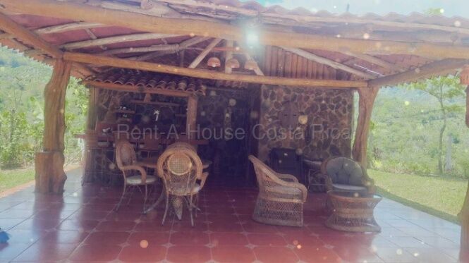 Venta de Casa y Terreno Totalmente Amueblado en Acosta-Guaitil, San José. RAH 26-1881 in Guaitil, Acosta, San José — ₡ 125 000 000