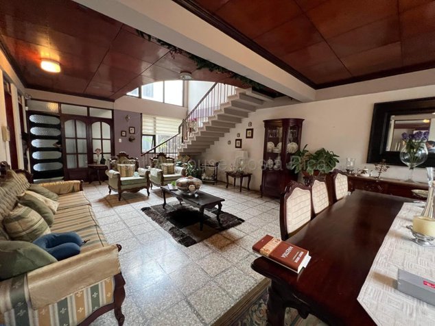 CASA EN VENTA EN ALAJUELA in Alajuela — $358,000 - Photo 2 of 15