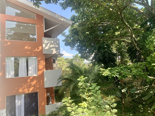 Venta de apartamento en Curridabat, Pinares - En condominio en Curridabat, San José — $210,000