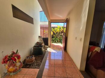 Casa de 4 cuartos en Barrio Lourdes, Perez Zeledon en San Isidro De El General, Pérez Zeledón, San José — $330,000 - Foto 4 de 28