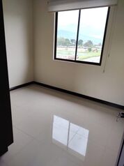 Alquiler o venta de hermosa casa en Cartago in El Tejar, El Guarco, Cartago — $1,500 - Photo 4 of 18