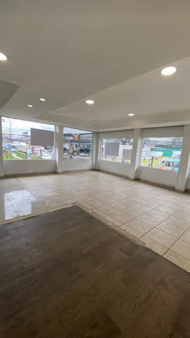 Alquiler Local Comercial Costado Este de POPS Curridabat en Curridabat, San José — ₡ 350 000 - Foto 3 de 11