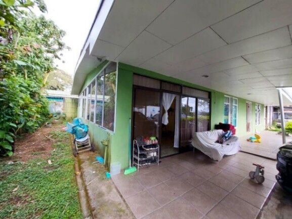 Se vende propiedad con 2 apartamentos en Mata de Plátano San José 26-355 en Guadalupe, Goicoechea, San José — ₡ 54 000 000