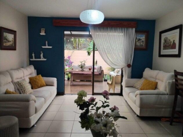 MLS-25-1593 VENTA CASA SANTO DOMINGO HEREDIA en Santo Domingo, Heredia — ₡ 105 000 000
