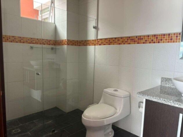 Alquiler Apartamento San Rafael, Escazu  #26-1070 en San Rafael, Escazú, San José — $1,500