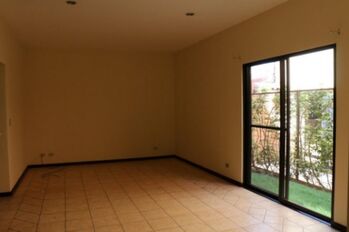 Se vende espaciosa casa con patio en Brasil Santa Ana 23-906 in Brasil, Santa Ana, San José — $225,000 - Photo 4 of 22