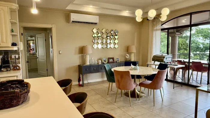 Venta de Apartamento con Vista al Mar en Altos de Leonamar en Jacó, Garabito, Puntarenas — $665,000 - Foto 3 de 27