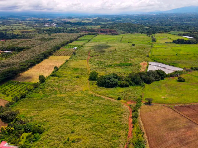 Land for Sale in Atenas – Ideal for Development in Mercedes, Atenas, Alajuela — $3,760,100 - Photo 3 of 6