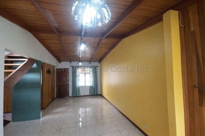 Propiedad con alto potencial comercial en venta en Ipís de Guadalupe #26-1515 GS en Ipís, Goicoechea, San José — $265,000
