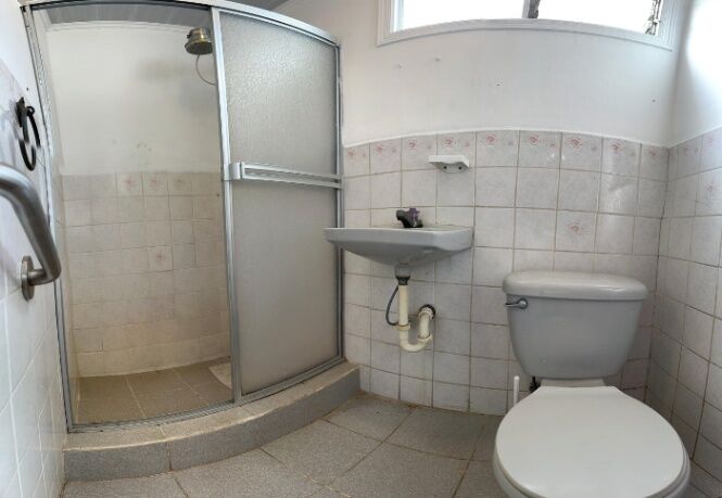 Casa de un nivel con amplio jardín y 4 habitaciones #26-1213 GS en San Francisco de Dos Ríos, San José — $211,500