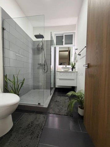 Venta de Hermosa Casa en San Pablo de Heredia. RAH 27-655 PRECIO NEGOCIABLE en San Pablo, Heredia — ₡ 89 000 000 - Foto 2 de 12