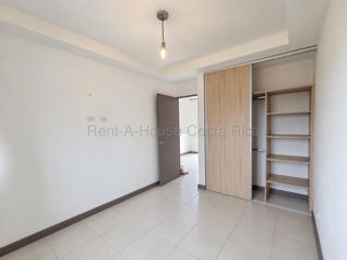 Venta de Casa en Santo Domingo de Heredia. RAH 27-884 in San Miguel, Santo Domingo, Heredia — 110 000 000 ₡ - Photo 5 of 20