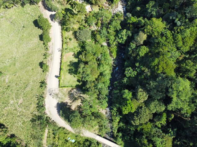 VENTA DE QUINTA DE 4.343 M2 CON FRENTE DE RIO Y SERVICIOS EN CONVENTO, PEREZ ZELEDON in San Pedro, Pérez Zeledón, San José — $110,000