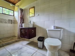 Casa Moderna Cerca de Dominical en Savegre, Quepos, Puntarenas — $199,999 - Foto 2 de 6