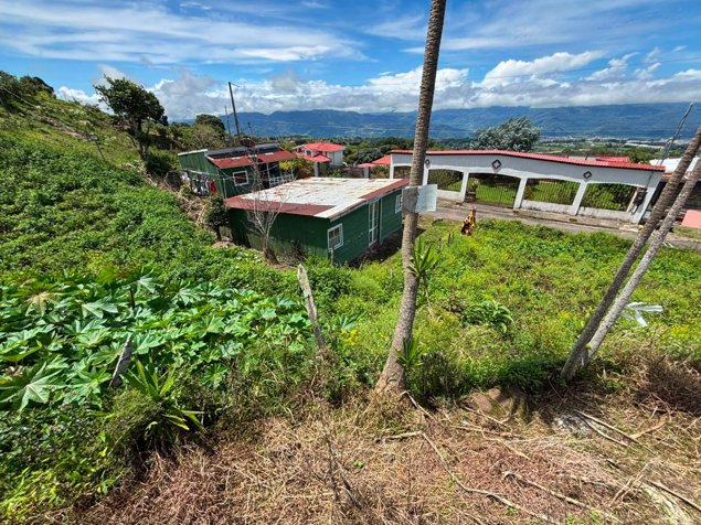🌿 Venta de Lote 350 m² en Cot, Cartago | Uso de Suelo Mixto | ₡32.000.000 in Cot, Oreamuno, Cartago — ₡ 32 000 000 - Photo 2 of 6