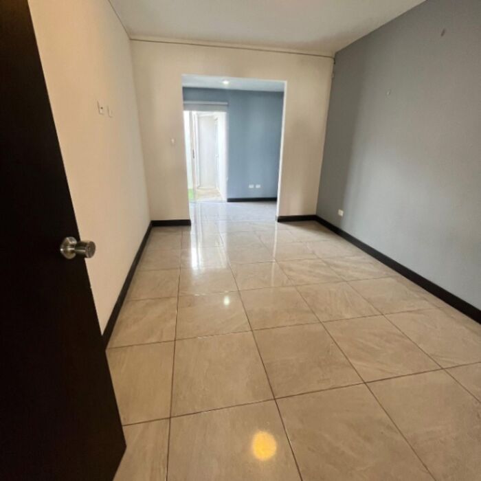 Alquiler de casa condominio Ciudad Del Valle en El Tejar, El Guarco, Cartago — ₡ 460 000
