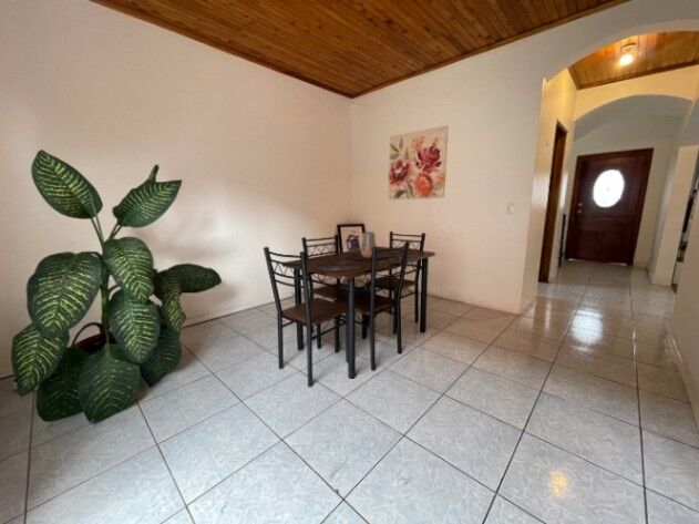 Venta de Casa en Guadalupe de Goicoechea. RAH 26-71 en Guadalupe, Goicoechea, San José — ₡ 75 000 000