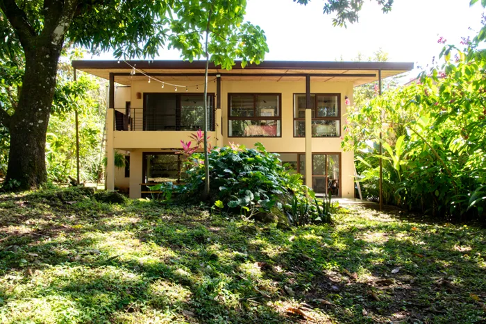 Moderna casa en venta en Ecovilla San Mateo Alajuela en San Mateo, Alajuela — $595,000 - Foto 2 de 27