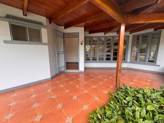 Casa en alquiler – Zaragoza, Palmares ¢500,000 in Zaragoza, Palmares, Alajuela — ₡ 500 000 - Photo 3 of 16