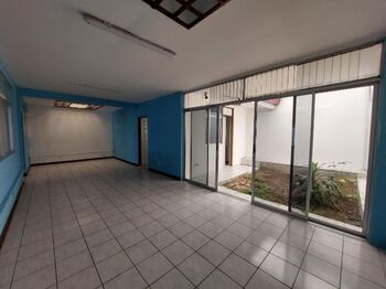 Venta de Casa Comercial en Goicoechea, San José. RAH 26-580 en Guadalupe, Goicoechea, San José — $220,000 - Foto 4 de 16