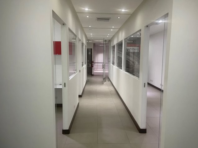 VENTA DE BODEGA RADIAL LINDORA OFIBODEGAS DEL OESTE en Pozos, Santa Ana, San José — $1,420,650