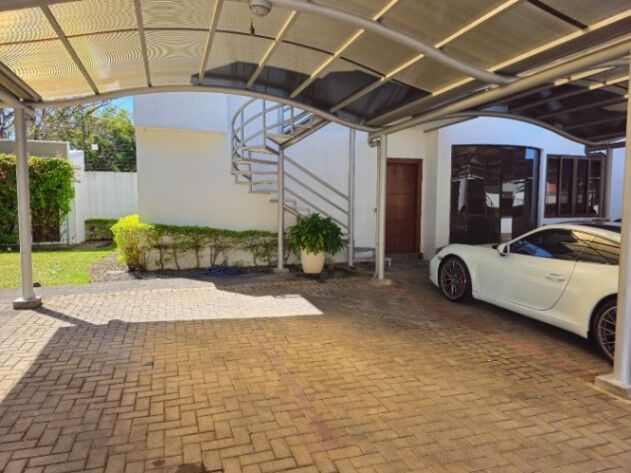Alquiler de apartamento amoblado en San Antonio Belén in Ulloa, Heredia — $1,700