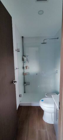 SE VENDE BELLA RESIDENCIA EN LA GUACIMA DE ALAJUELA.  en Guácima, Alajuela — $215,000