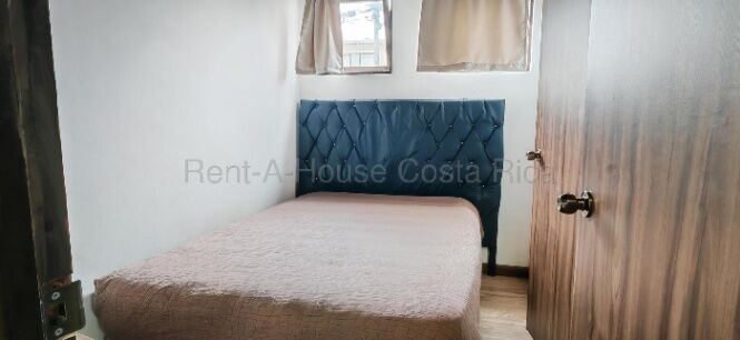Venta de propiedad esquinera uso mixto e inversión #26-1876 GS in San Pedro, Montes De Oca, San José — $335,000