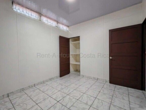 MLS-26-1719 LS ALQUILER APARTAMENTO BARRIO MEXICO SAN JOSE in Merced, San José — ₡ 350 000