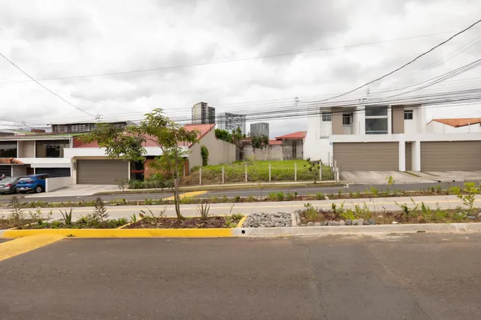 Lote en venta Freses de Curridabat en Curridabat, San José — $248,000 - Foto 3 de 8