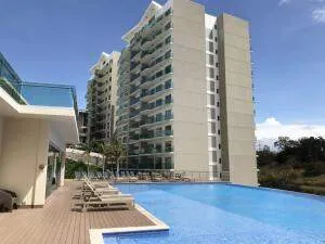 Excelente Apartamento en Venta en Rohrmoser, San José / OFC en Pavas, San José — $190,000