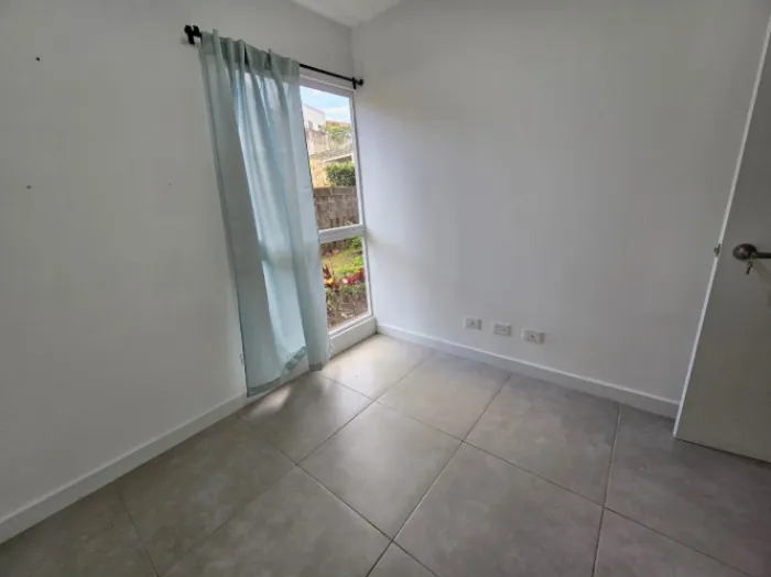 Apartment Rental in Monte Alto Condominium. in Curridabat, San José — $1,250 - Photo 2 of 10