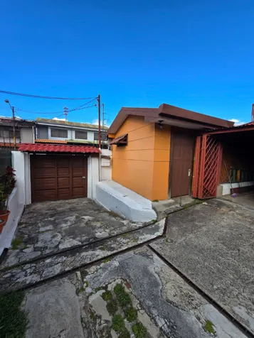 MIXED-USE HOUSE FOR SALE, HEREDIA CENTER in Heredia — $385,000 - Photo 2 of 22