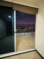 Se vende espacioso apartamento en Torre de Paseo Colon 24-622 in Merced, San José — $235,900 - Photo 4 of 22