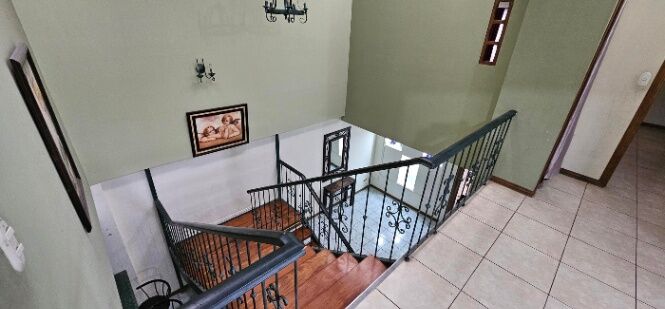 Venta de Casa + APTO en Desamparados, San José. RAH 25-1864 en San Rafael Abajo, Desamparados, San José — $175,000
