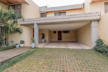 Venta casa en Condominio Pinares de Curridabat en Curridabat, San José — $495,000 - Foto 2 de 63