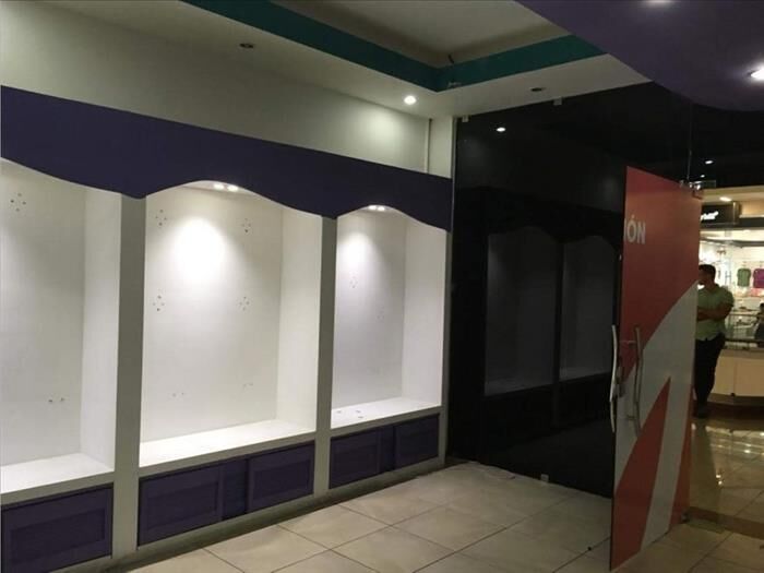 VENTA DE LOCAL, HEREDIA, MALL PASEO DE LAS FLORES in Heredia — $160,000