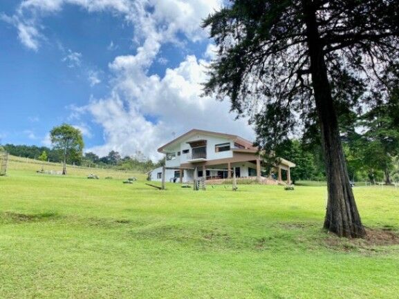 Se vende amplia finca de 14.9 hectáreas en Santa bárbara Heredia 25-1839 in Santo Domingo, Santa Bárbara, Heredia — $2,200,000