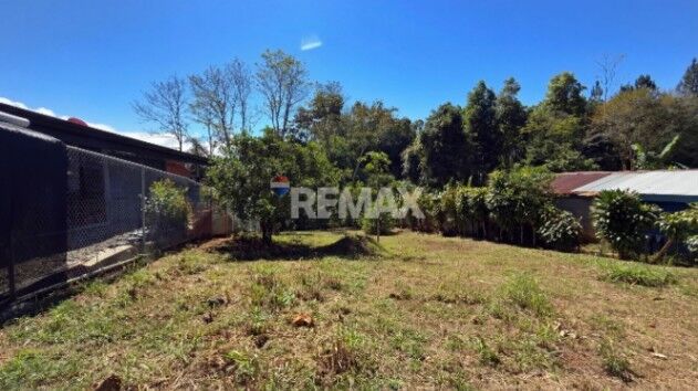 LOTE EN VENTA EN SANTA ELENA, PÉREZ ZELEDÓN – 672 m² LISTO PARA CONSTRUIR in San Isidro De El General, Pérez Zeledón, San José — $32,000