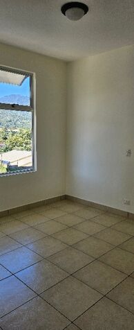 Venta en Desamparados de cómodos apartamento  en condominio seguro y con amenidades  en Desamparados, San José — ₡ 58 000 000