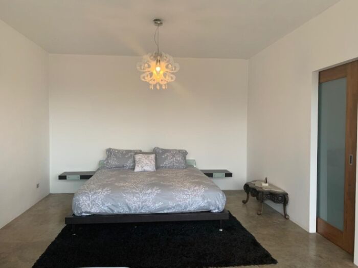 Loft de tres niveles con terraza y vista panorámica #26-560 GS en San Rafael, Escazú, San José — $225,000
