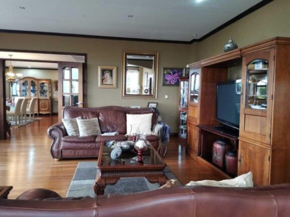 Venta de Casa en San Rafael de Escazú. RAH 23-516 en San Rafael, Escazú, San José — $390,000