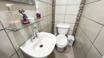 Se vende Propiedad con una Casa y dos Apartamentos, Moravia (FE). en San Vicente, Moravia, San José — $295,000 - Foto 5 de 16