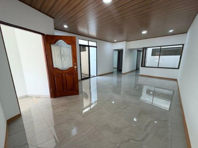 CASA EN VENTA EN SAN FRANCISCO HEREDIA en San Francisco, Heredia — $194,000