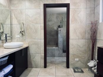 Venta de Casa en San Rafael de Escazú. RAH 26-1123 en San Rafael, Escazú, San José — $340,000 - Foto 5 de 20