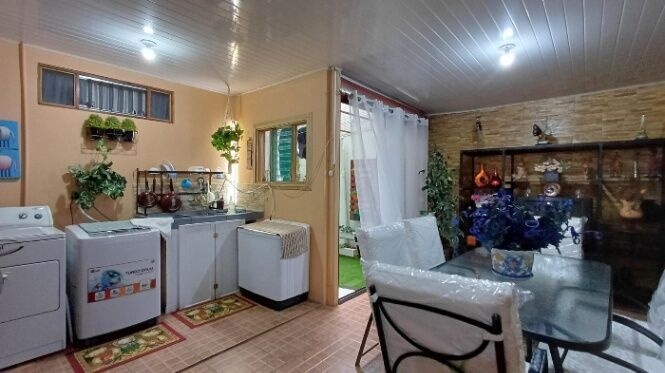 Venta de Casa 3 hab. con apartamento 4 hab. en residencial en Ipis Goicoechea en Ipís, Goicoechea, San José — $196,000