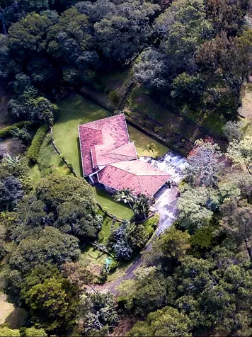 OPORTUNIDAD! Se Vende Finca 11 hectáreas con Casa 438 m2 Salitral de Santa Ana en Salitral, Santa Ana, San José — $3,995,000